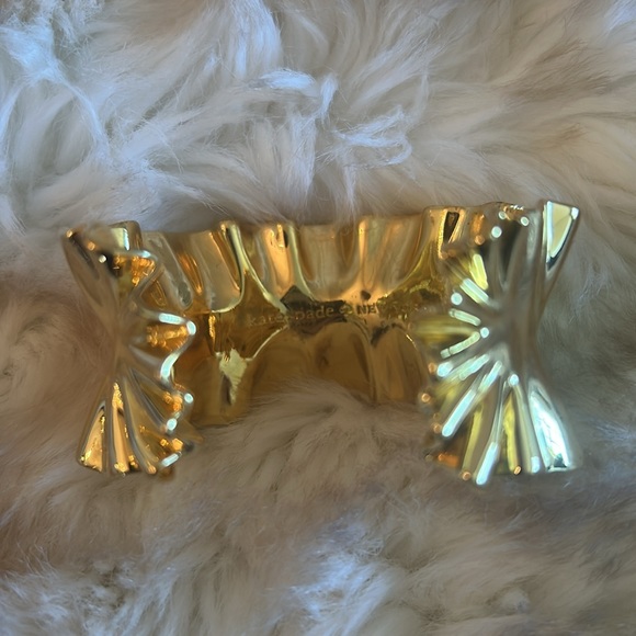 Kate Spade Heavy Metals Statement Ruffle Cuff - Picture 3 of 4